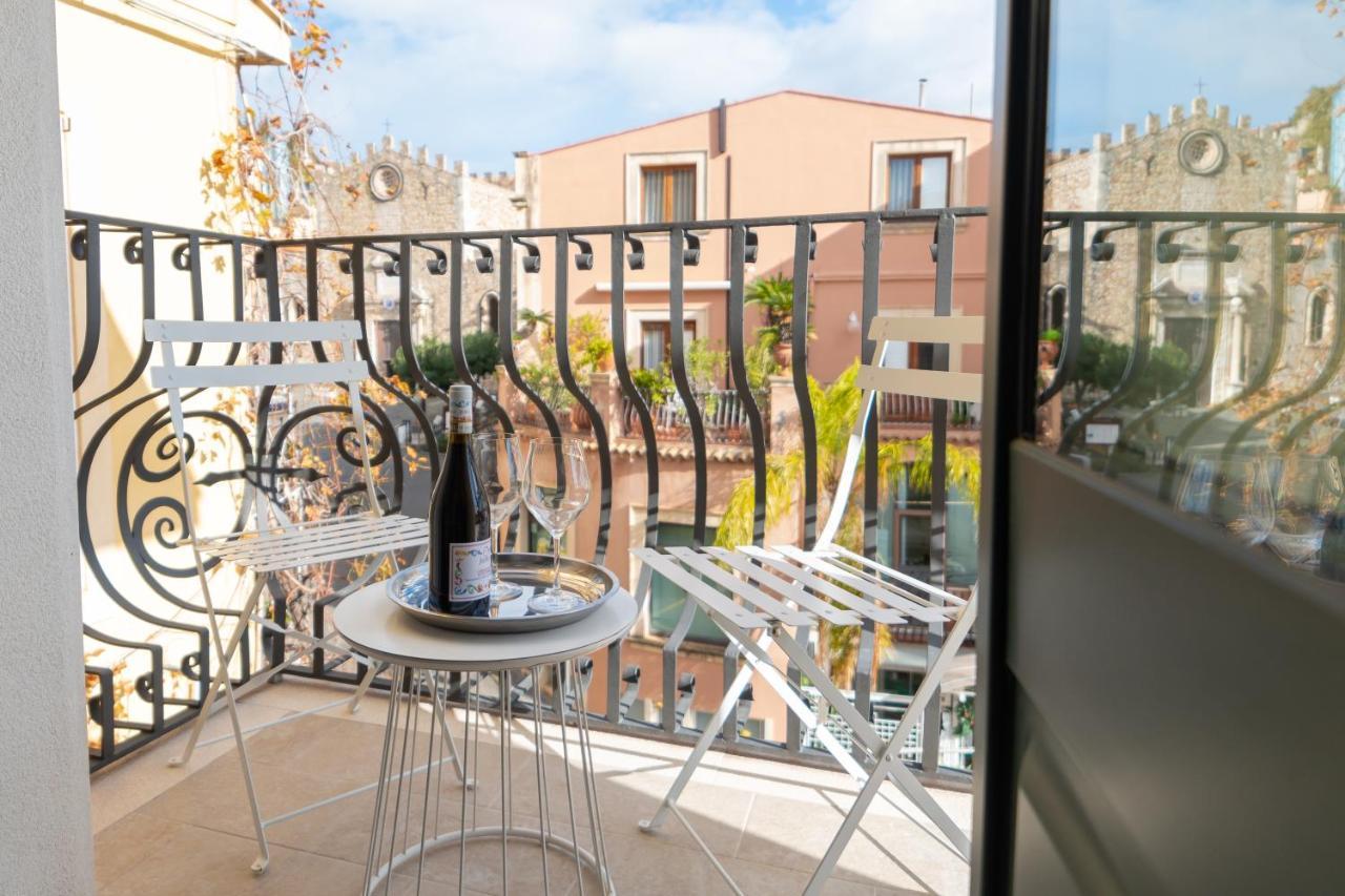 Longo Suites Taormina Exterior photo