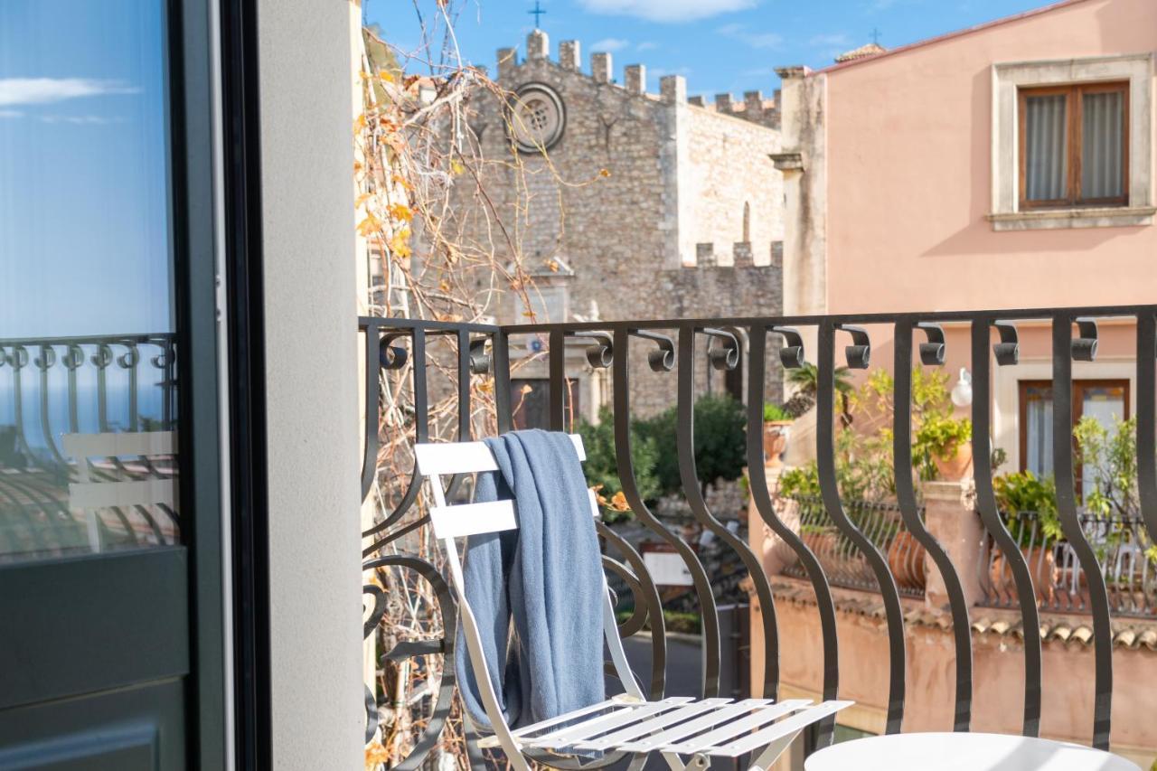 Longo Suites Taormina Exterior photo